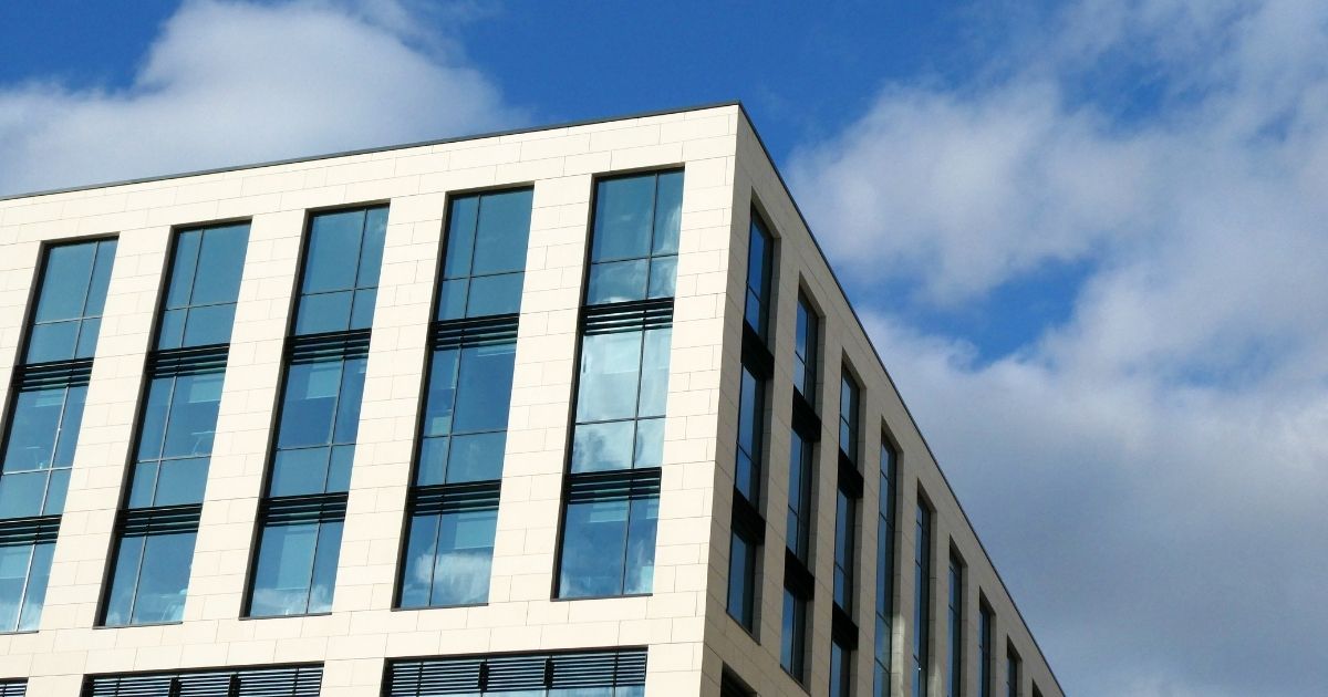 1031 Exchanges and Opportunity Zones: What Investors Need to Know